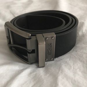 Reversible Kenneth Cole Reaction belt 36 EUC